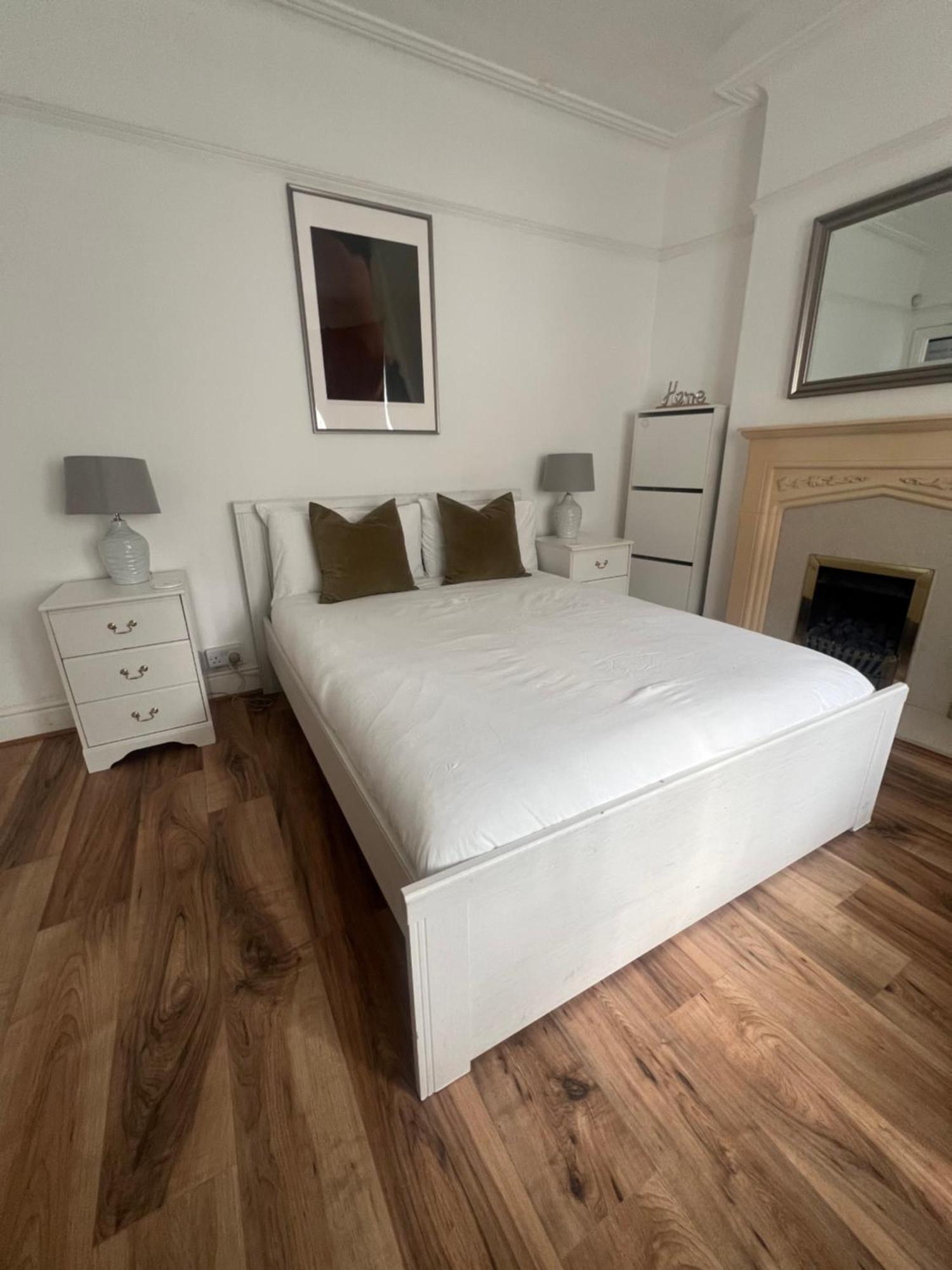 2025 Award Winner Liverpool Ivy House - 4 Bedrooms Exterior photo